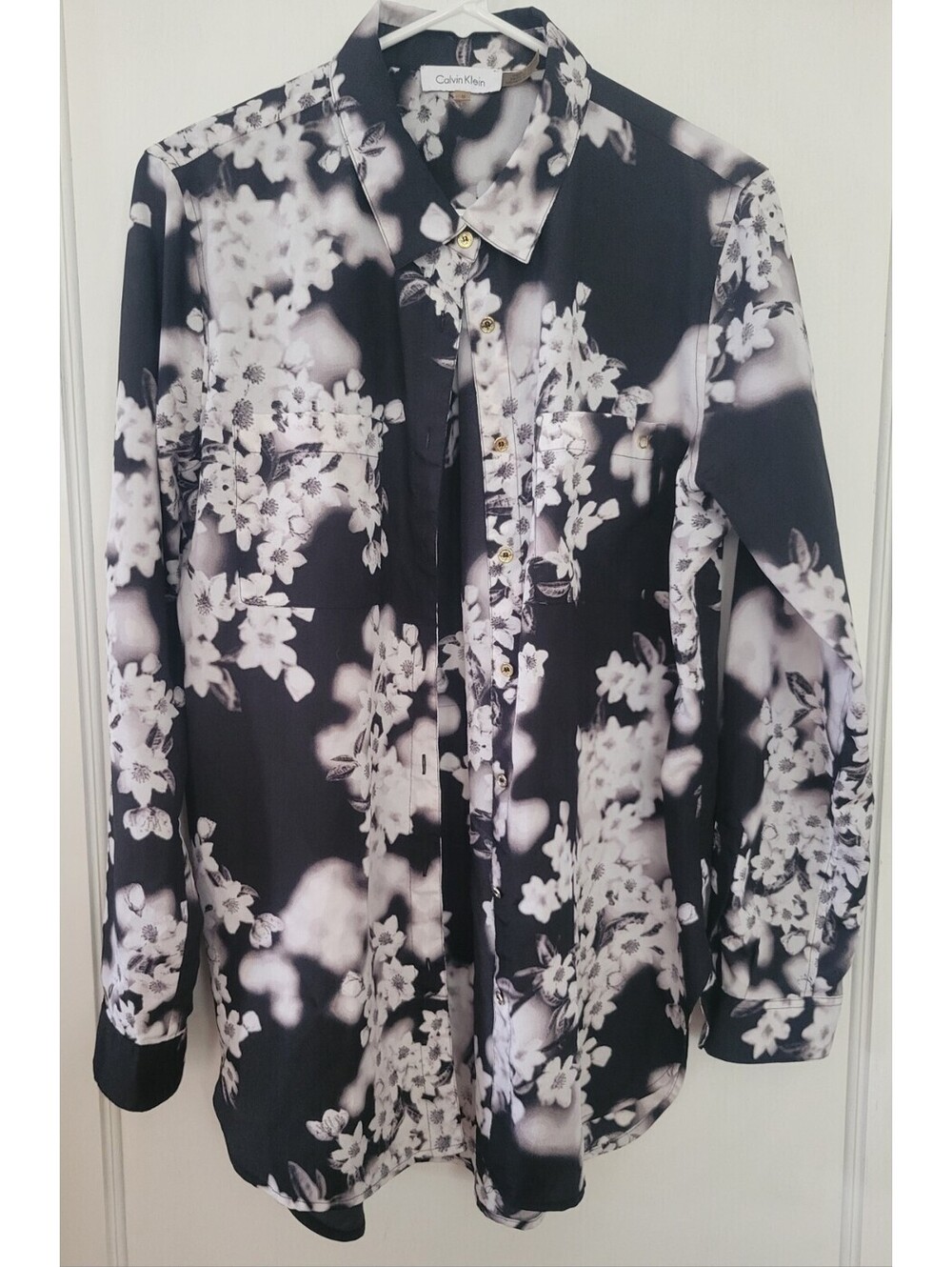 CALVIN KLEIN Top Women Med Black Floral Button Career
